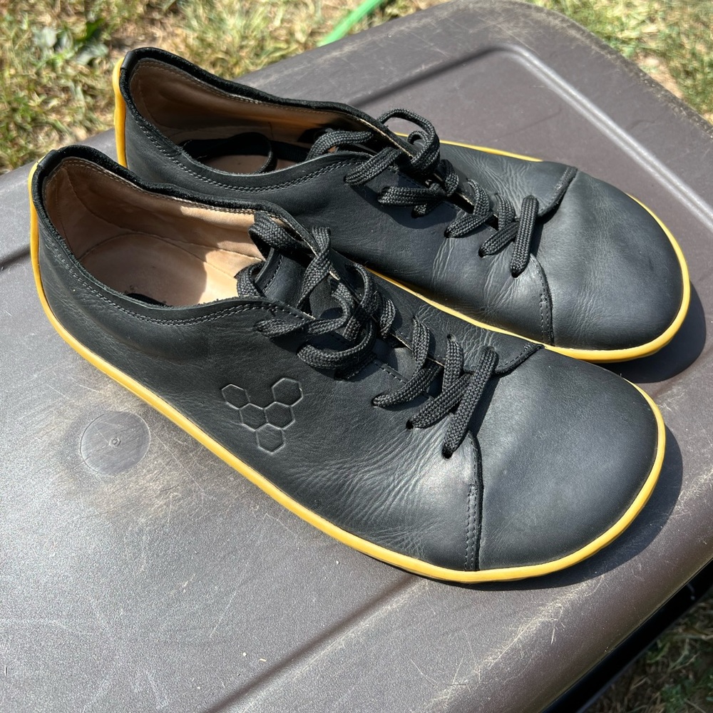 Vivo Addis size 42 men